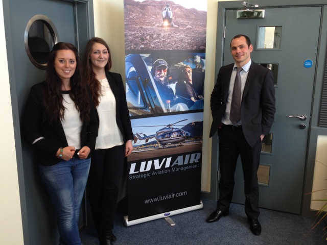 L-R: Mairie and Kylie of Luviair with Etienne Clerc of HeliSim.